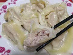 刀鱼馄饨-老半斋(福州路店)