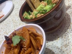 -小董哥烤串·爆汁大油边(故宫店)