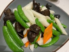 甜豆云耳炒山药-鹿港小镇(金虹桥国际中心店)