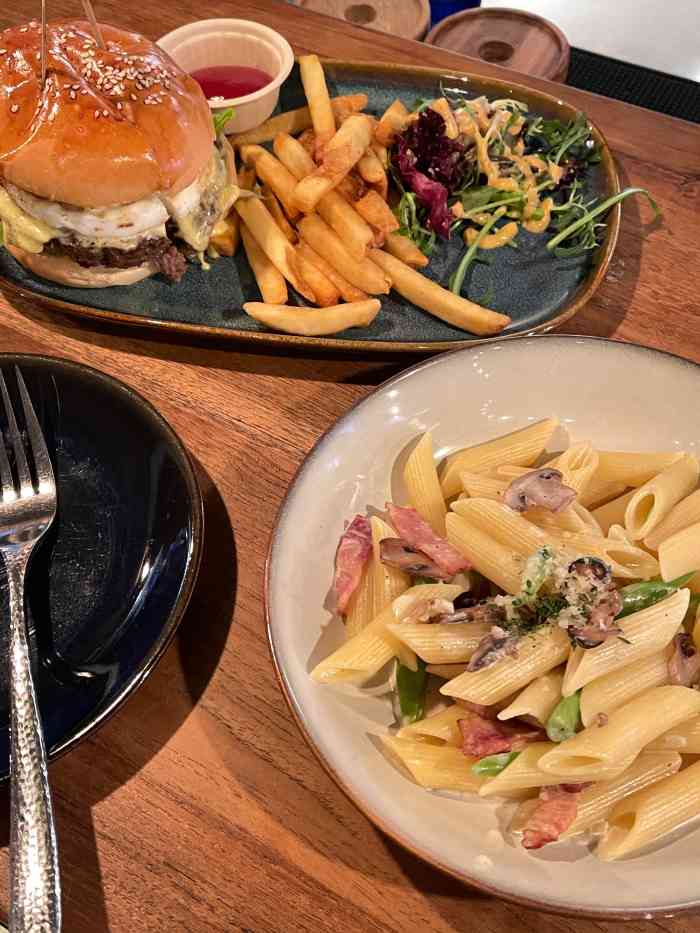 阿那亚海风酒吧 breeze bar-"炎炎夏日最需要的是什么?跟我一起大声.