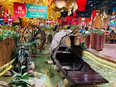 大堂-老滇山寨•云南特色菜•地方菜•民族风情歌舞表演(金碧店)