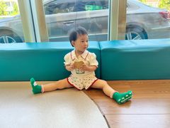 -乐融婴幼儿成长中心(四季青校区)