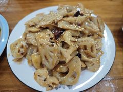 -美顺香食府鱼头老店(雪野湖店)