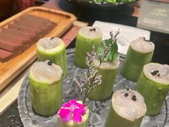 天青色丝瓜虾滑-盡膳口福跷脚牛肉火锅(晶耀前滩店)