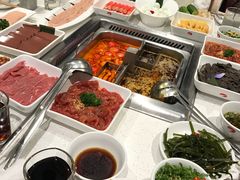 -海底捞火锅鲜切牛肉主题店(长寿路店)