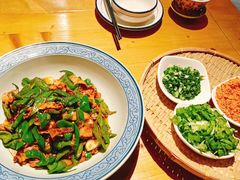 -寻钵记民菜馆·正宗常德钵子菜(滨湖路店)