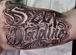 -729CLUB美式风格纹身店