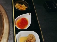 -铭牛烧肉·和牛海鲜自助(高新月牙湖店)