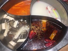 -彤德莱火锅(薛家岛利群店)