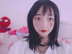 -时尚殿堂明星门店