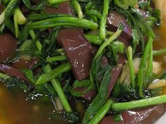 -丹水桥地锅鱼·翘嘴鲌·地方特色全鱼宴(丹江口大坝店)