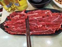 -闽粤一牛潮汕牛肉火锅