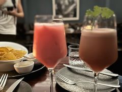 -毛毛虫酒吧