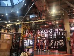 点击看大图 -嗨翻Hi-Fun竞技主题乐园·蹦床团建生日聚会(五棵松华熙店)