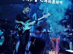 -INLOVE Live House