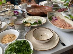 -墨居上隐·院子里火锅(峨眉店)