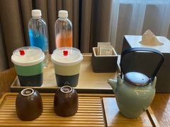 -西安大雁塔科技大学地铁站亚朵酒店