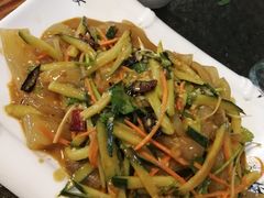 -景明轩•养生酸汤鱼火锅 云贵鲜菌 现舂野果酸汤(王寨小区店)