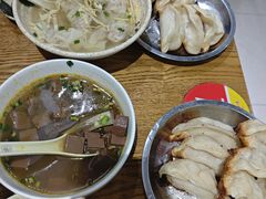 -黄阿姨锅贴大王(万航渡路店)