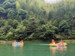 -安吉龙王山峡谷漂流