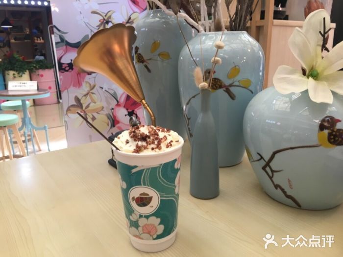 茶话弄(李家村万达店)魅色拿铁图片