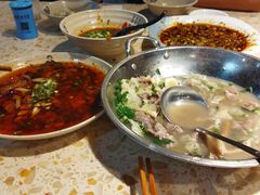 -杨三娘跷脚牛肉(羊子山西路店)