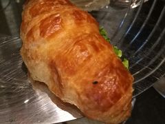 -上海虹桥西郊假日酒店