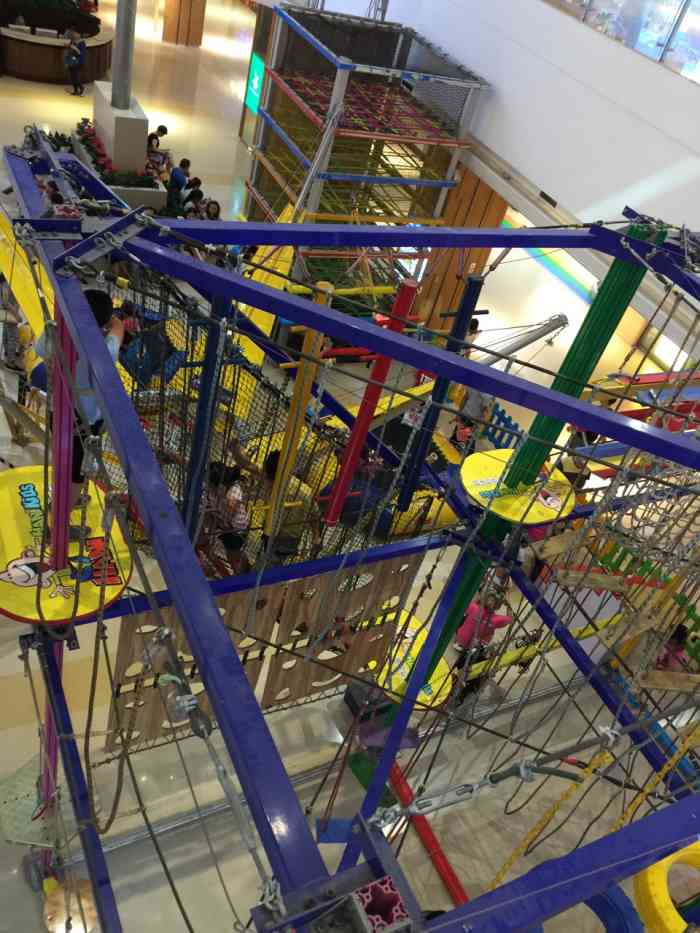 哈你运动馆(凯德mall天津湾店)-"今天来撤柜了,贴了告知,打上面的电话