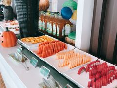 自助取餐区-亚洲国际大酒店·云顶阁旋转自助餐厅