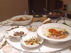 -云南荟·湖畔领宴(领事馆店)