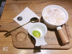 鲜奶雪耳炖木瓜-炖物24章·顺时轻养茶(杭州大厦店)
