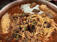 -张翻越·川渝冒菜·武汉黑鸭煲(城北万象城店)