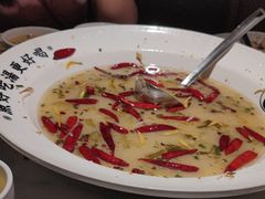-江渔儿酸菜鱼(万科东荟城店)