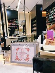 -HAIR CORNER