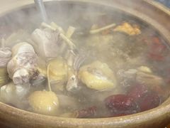 -威邵鸡煲(西华路总店)