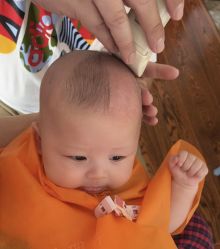 -龙文宝贝上门婴儿理发满月剃胎毛(普陀店)