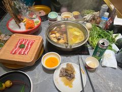 -一绪に寿喜烧(荟聚店)