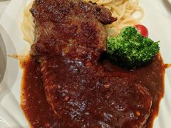-香港新发烧腊茶餐厅(水围店)