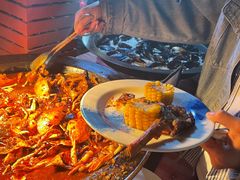-亚龙湾希尔顿自助餐厅·海鲜·烧烤·沙滩BBQ·现场乐队