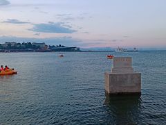 -北戴河碧螺塔海上酒吧公园