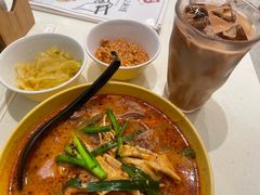 -谭仔米线(皇庭广场店)