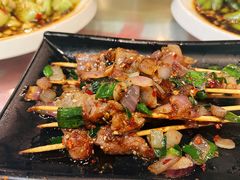 -辣妹子烧烤店(河北大道店)