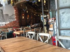 -玛格萝妮(汇智国际商业中心店)