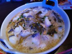 -钳真多钓虾馆·小龙虾海鲜烧烤(九六广场店)