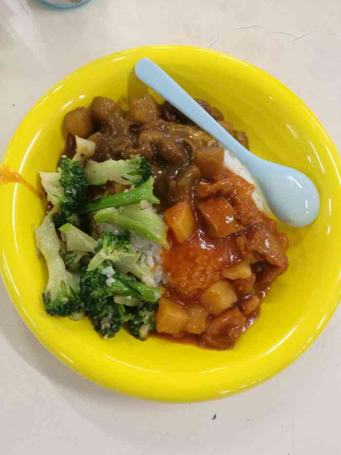 长春理工大学-学生2食堂-"太崩溃了早餐去食堂买的包子和豆腐脑.包子.