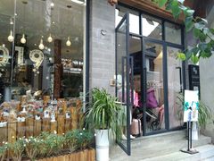 门面-蜜舍咖啡(洋人街店)