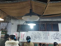 -丁丁猫重庆小面(徐州路店)
