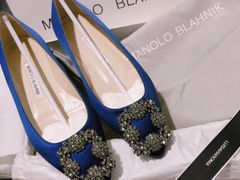 -Manolo Blahnik(置地广场店)