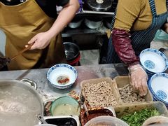 -叶新小吃店(来凤小区总店)