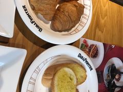 可颂牛角面包-斗牛士牛排(南京东路店)